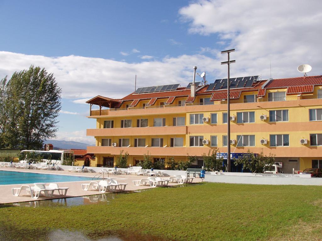 Komitite Complex Chuchuligovo Buitenkant foto